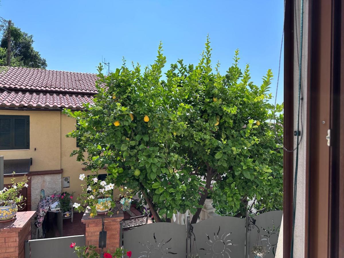 Apartmán Casa "Positano" Da Ely - Salerno Centro Con Self Check-In Exteriér fotografie
