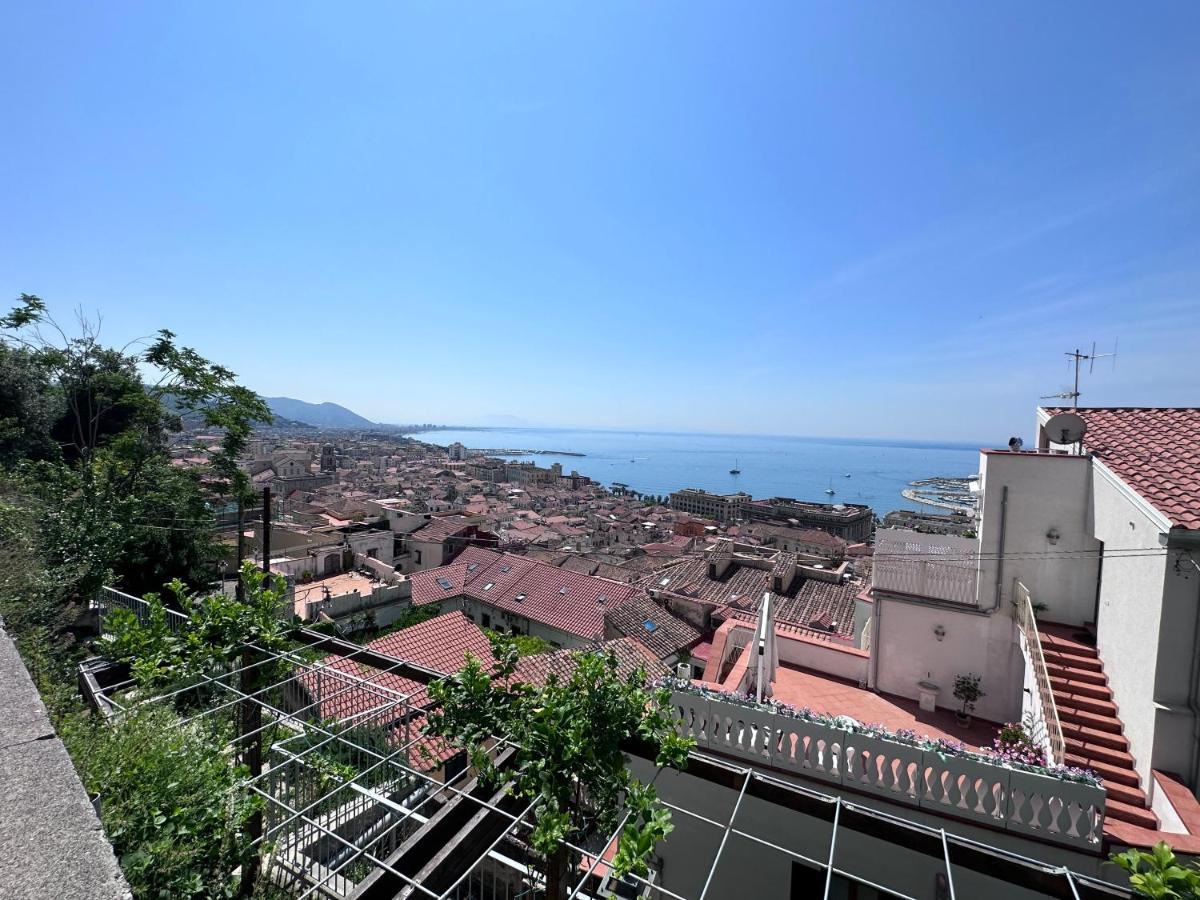 Apartmán Casa "Positano" Da Ely - Salerno Centro Con Self Check-In Exteriér fotografie